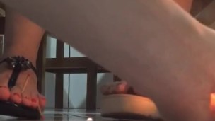@tici_feet tici feet tici_feet hot foot with another feet girl (preview)