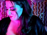 What is ASMR? - Whispering, Tapping, Crinkling Sounds 7/16