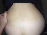 Рискованный секс с незнакомцем в туалете торгового центра. Кончает на задницу за деньги 15/16