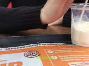 Рискованный секс с незнакомцем в туалете торгового центра. Кончает на задницу за деньги 5/16