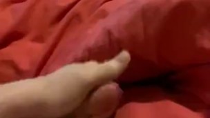Wake up really early was so horny started to wank off with big cumshot 