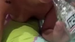 I put a bottle in my pussy and enjoy the pleasure
