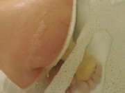 A Little Toot In The Bathtub 4/16