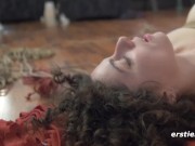 Amateur Lesbians Dabble In Light Bondage 13/16