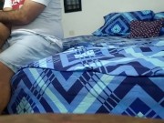 02 esposa seduce a amigo y se lo coge rico para cumplir fantasía a esposo   13/16