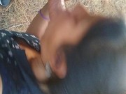 ELLA CHUPA MI POLLA Y SE TRAGA LA LECHE EN PUBLICO 11/16