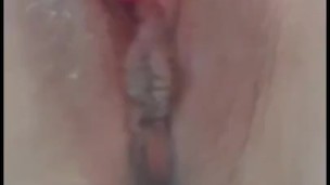 Amateur milf masturbating with vibrator real creamy pussy 