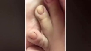 @tici_feet tici feet IG tici_feet taking off the polish (preview)