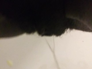 Pissing in tub
