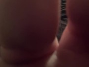 Foot Worship (while i use the toilet) 