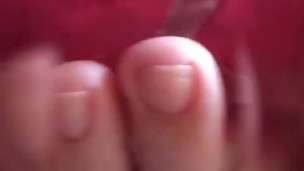 @tici_feet IG tici_feet tici feet with no polish! close to my toes, preview