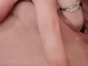 Regardez ma chatte pleine de mouille 10/16