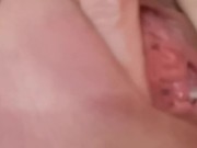 Regardez ma chatte pleine de mouille 2/16