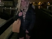 Il joue avec un oeuf vibrant dans ma chatte en sortant du resto 7/16