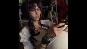 Gamer Girl Vores Stupid Simp  - Full Vid on ManyVids @Kitune_foreplay