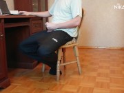 Сводная сестра застукала меня за порно и сделала минет. Кончил ей в рот 2/16