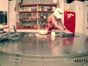 Stormtrooper try to coocking but squirt on the kitchen 7/16