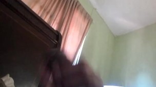 mucha leche haciendo paja