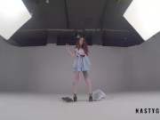 Horny alice in wonderland prepair to squirt with big pistol 2/16