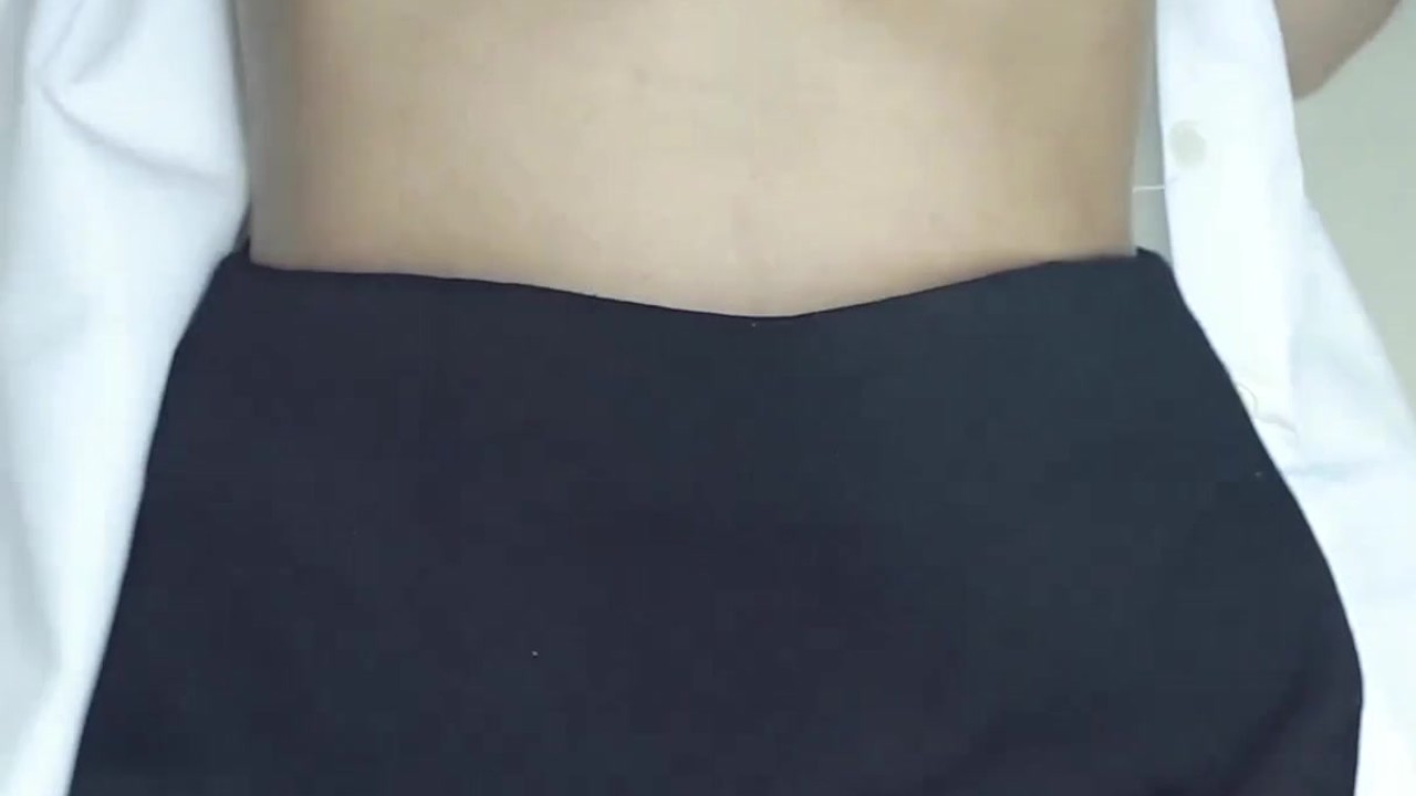 คลิปหลุดมาใหม่ Hot Thai Girl Student - Public Short Ver. นักศึกษาไทย ถอด โชว์ เสียว mlive หนัง x เด็ดๆ