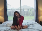 JOI: ¡Juguemos con mi dildo vibrador hasta que nos vengamos juntos! 5/16