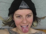 JERKING HIS LOAD ONTO MY FACE 11/16