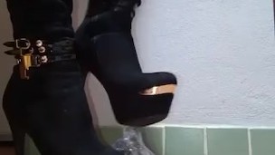 Fetish Crushing plastic bottle