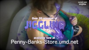 Filling my stretchy spandex sportswear with SLIME