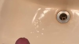 Moaning teen cums in bathroom