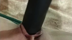 Solo masturbation Milf fucking pussy