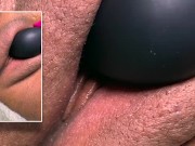 Pareja juega con Satisfyer logrando sensual orgasmo + squirt (Primer Plano) 3/16