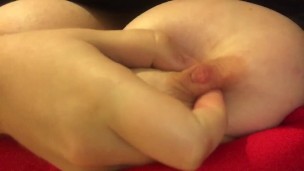 Squeezing and rubbing leaky nipples during Quarantine