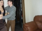 Сняла пояс верности с молодого парня и позволила кончить на чулки! 2/16