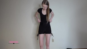 DestinationKat Tries On Even More Clothes