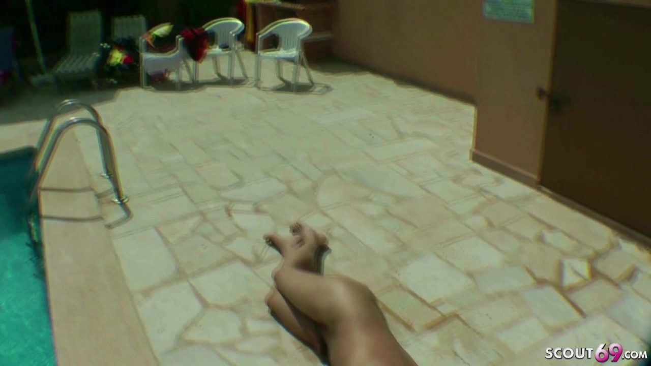 ドイツのアマチュア熟女放尿おしっこコンパイル - RedTube