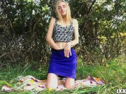 Outdoor masturbate my wet pussy 4/16