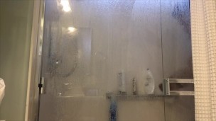 DADDY SHOWERS WHILE BABY WATCHES 