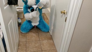 Fizzy recycles his piss