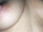 monta sul cazzo di uno sconosciuto in discoteca che la riprende RealAmateur 2/16