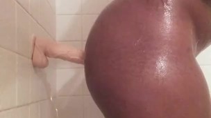 Ebony slut playtime