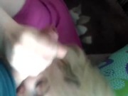 МИЛФА ГЛУБОКО ДЕЛАЕТ МИНЕТ ДОМА 10/16