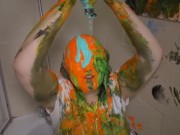 BBW covers herself in paint from head to toe 