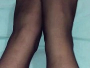 Сучка в прозрачных колготках. - Screenshot 14 of 16 - Nylon Tights