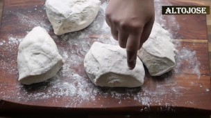 what the fuck delicious baguette。好吃美味的法棍。