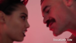 TOUGHLOVEX Delivish Andreina Deluxe fucked in the ass