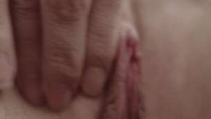 Sexy big clit milf close up