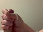Jacking till i cum and then i eat it.