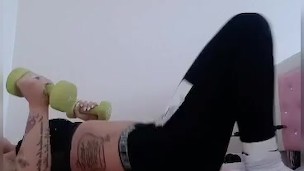 British Brooklyn's creamy chav pussy morning workout routine 
