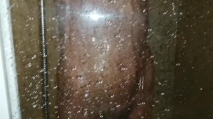 Una ducha después de un buen polvo. A good shower after a good fuck