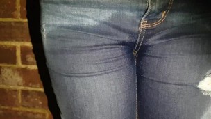 Alice wetting my jeans in public! So daring! Almost caught! ;)